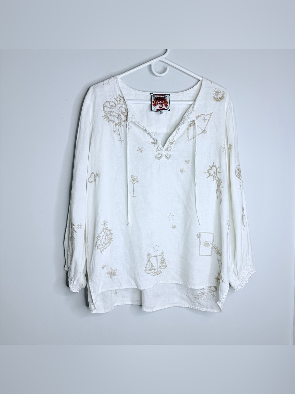 Johnny Was 100% Linen Celestial Boho Embroidered Tie-Neck White Pullover Top